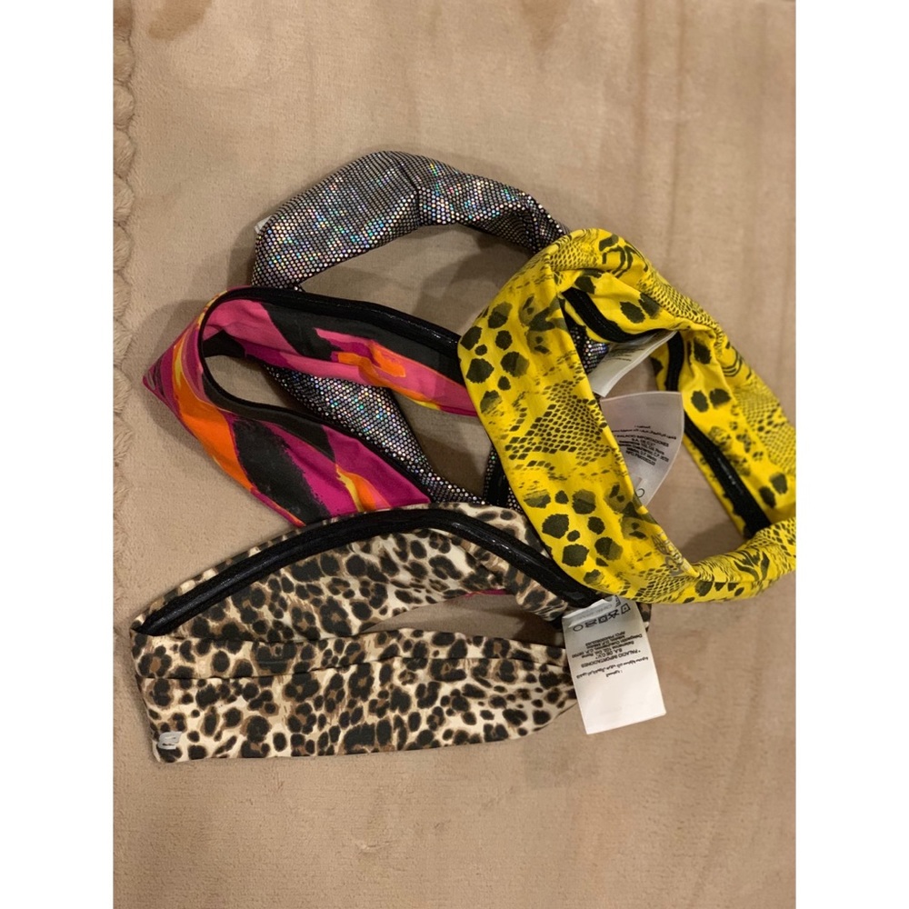 Bundle of 4 hair bands